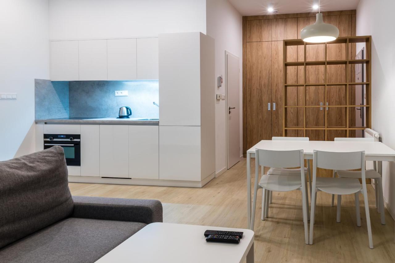 City Castle Apartments Free Parking 브라티슬라바 외부 사진