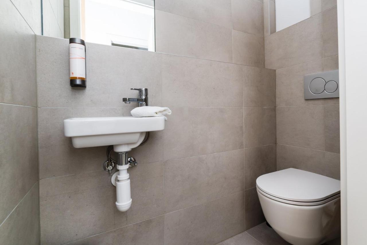 City Castle Apartments Free Parking 브라티슬라바 외부 사진