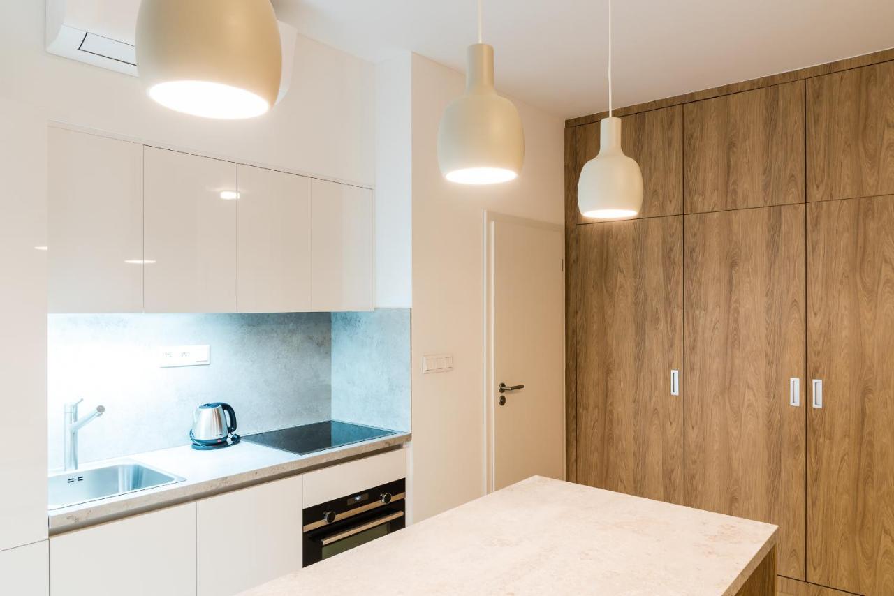 City Castle Apartments Free Parking 브라티슬라바 외부 사진