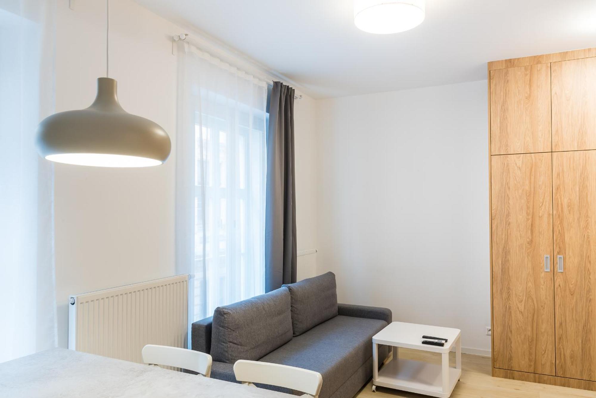 City Castle Apartments Free Parking 브라티슬라바 객실 사진